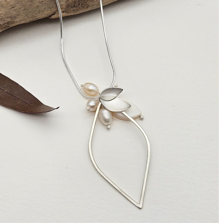 Eucalyptus Petal Loop Loop Silver & Pearl, Mother of Pearl Pendant Necklace
