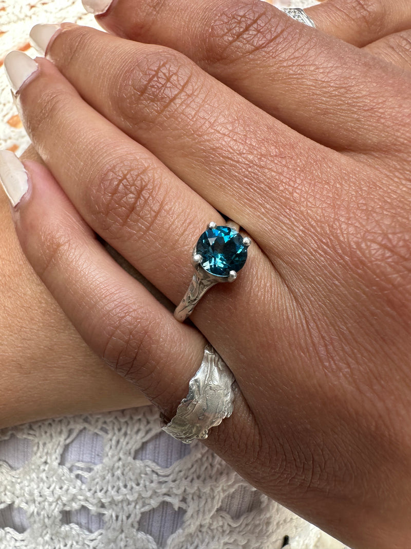 Cave Eroded Small Silver Ring