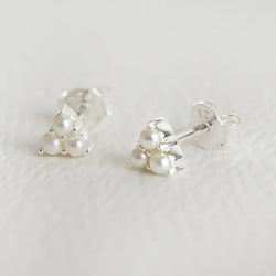 TRIPLE PEARL MINI SILVER STUD EARRINGS