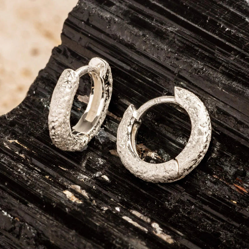 Minimalist Antique Texture Silver Huggies