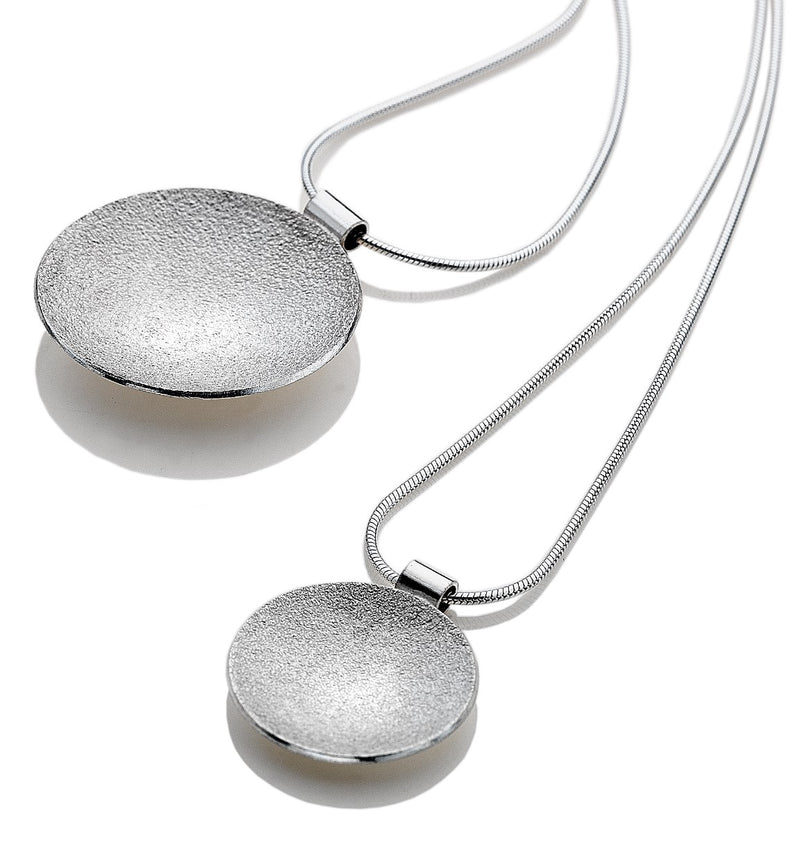 Circles Textured Round Silver Pendant Necklace