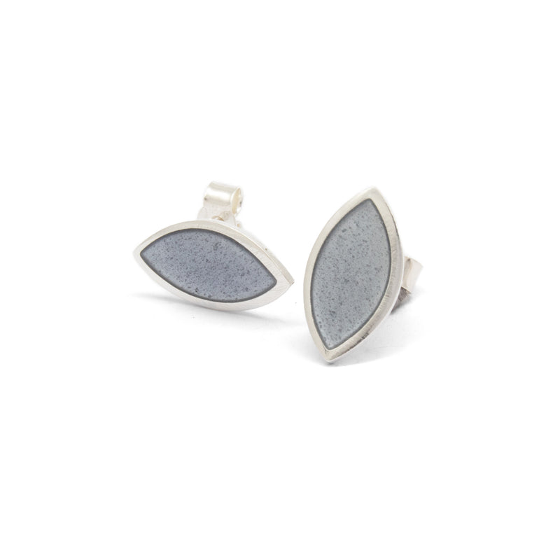 Moda Enamel Silver Stud Earrings (Single Leaf) - Grey