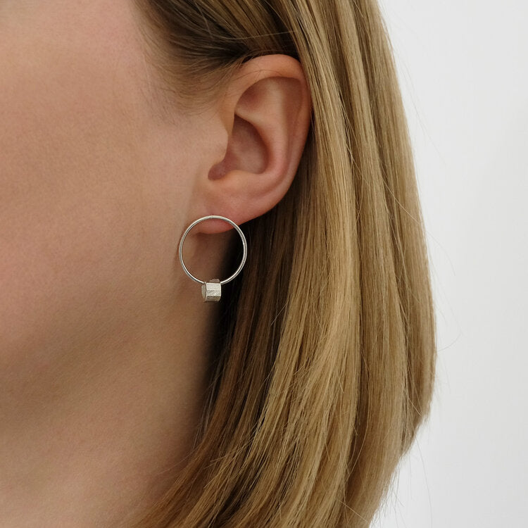 Hoop Earrings With Faceted Tube Silver