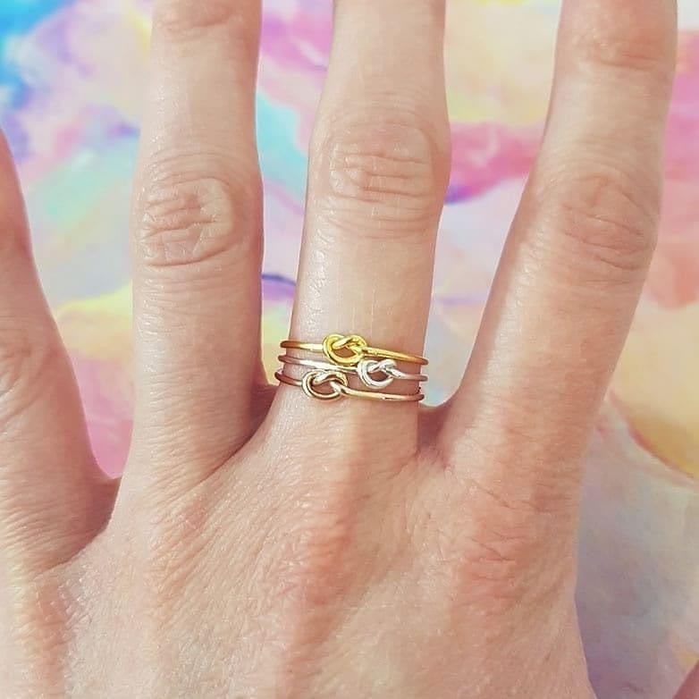 Written Tiny Knot Ring Silver