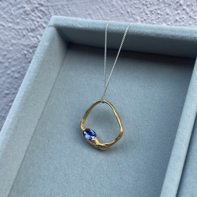 Cave 23ct Yellow Gold Plated Silver & Tanzanite Cubic Zirconia Pendant (RW1158)