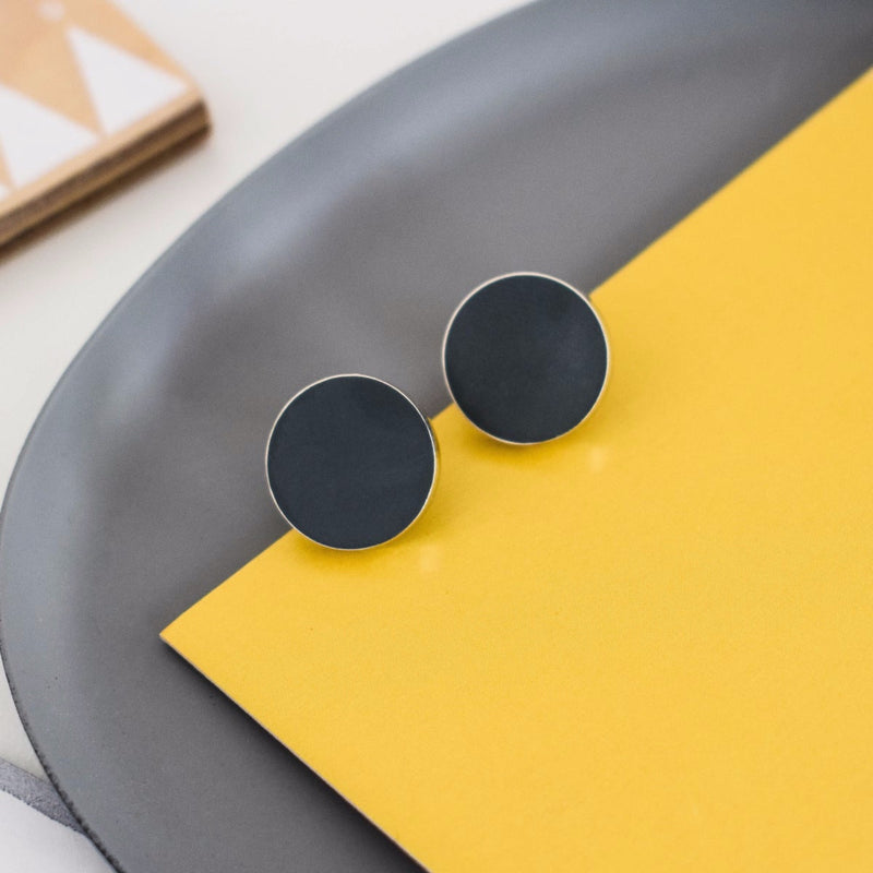Grey Round Resin Stud Earrings - Medium